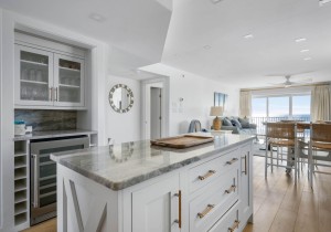 mariner3s-11-kitchen.jpg