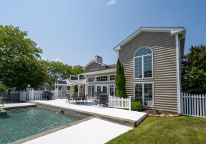teal1501-1-back-area.jpg