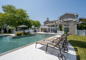 teal1501-2-pool-area.jpg