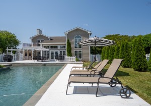 teal1501-3-exterior-bacl.jpg