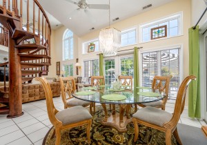 teal1501-31-dining-area-informal.jpg