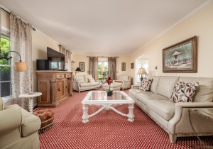 teal1501-42-living-area.jpg