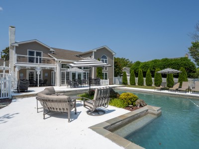Teal Home 1501