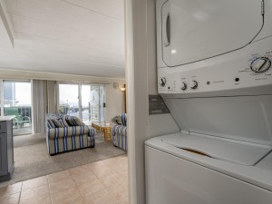 thunderisland106c-14-laundry.jpg