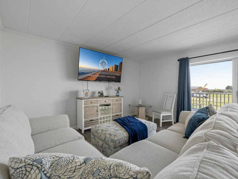 assateaguehouse107-8-living-area.jpg