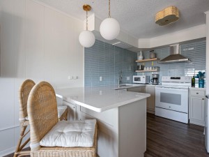 oceanpoint303-14-kitchen.jpg