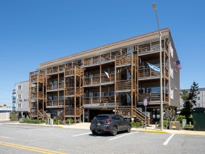 oceanpoint303-3-ext.jpg
