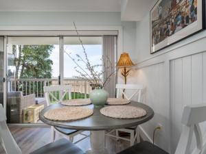 triotons101a-12-dining-area.jpg