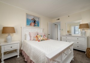 triotons101a-19-bedroom-3.jpg