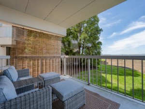 triotons101a-2-balcony.jpg