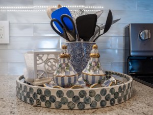 triotons101a-25-kitchen.jpg