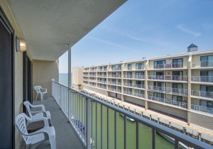 wightbay456b-3-balcony.jpg