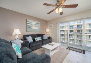 wightbay456b-7-living-area.jpg