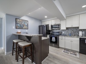 atlantis706-12-kitchen.jpg