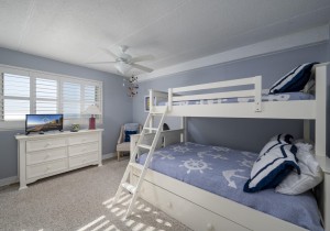 atlantis706-16-bedroom-2.jpg