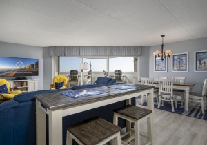 atlantis706-9-living-dining.jpg
