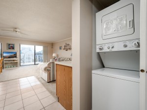 sunrisesea304-14-laundry.jpg