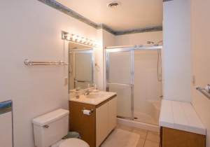 cluboceanvillaii85-2129-bath-2.jpg