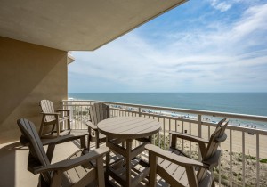 gateway611-1-balcony.jpg
