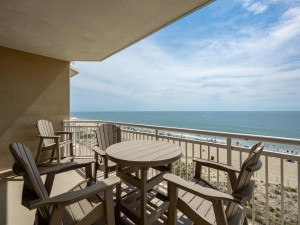 gateway611-1-balcony.jpg