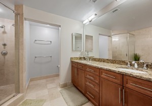 gateway611-19-primary-bath.jpg