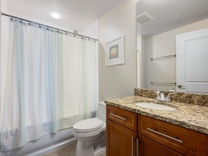 gateway611-24-bath-2.jpg