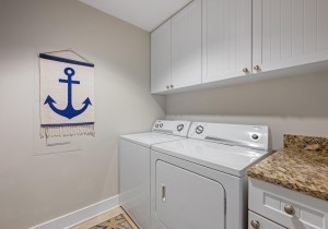 gateway611-28-laundry.jpg