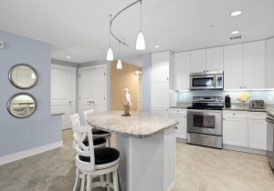 gg-711-10-kitchen.jpg