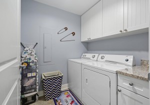 gg-711-33-laundry.jpg