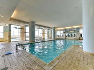indoorpoollana.jpg
