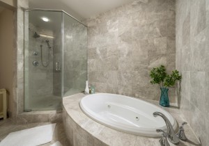 gateway510-18-primary-bath.jpg
