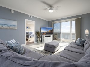 gateway510-5-liv-area.jpg