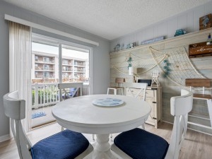bridgepoint4-15-dining.jpg