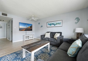 bridgepoint4-20-living-area.jpg