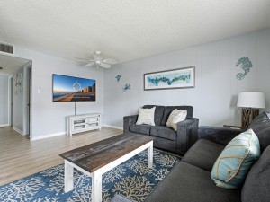 bridgepoint4-20-living-area.jpg