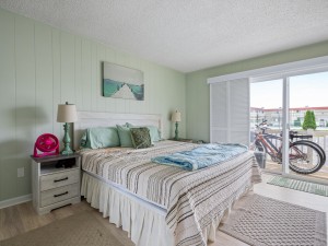 bridgepoint4-22-primary-bedroom.jpg