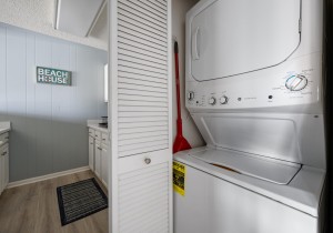 bridgepoint4-28-laundry.jpg