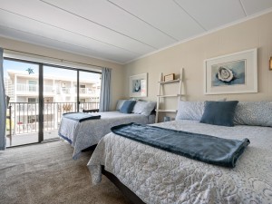 wildwaves202-17-bedroom-1.jpg