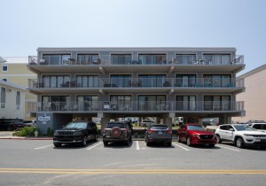 wildwaves202-2-exterior.jpg