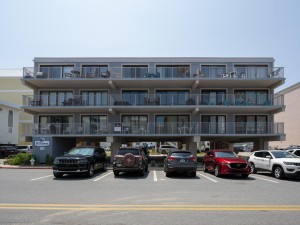 wildwaves202-2-exterior.jpg