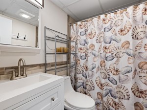 wildwaves202-21-bath-2.jpg