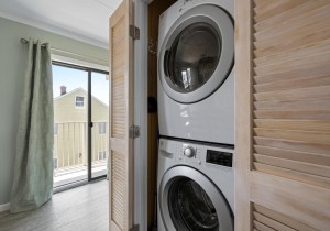 wildwaves202-22-laundry.jpg