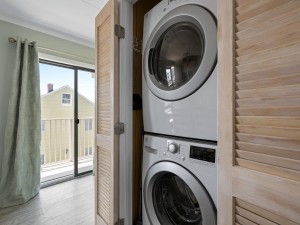 wildwaves202-22-laundry.jpg