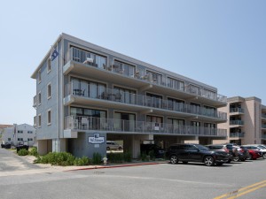 wildwaves202-3-exterior.jpg