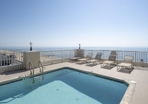 soutbeachpool-2.jpg