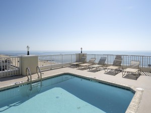 soutbeachpool-2.jpg