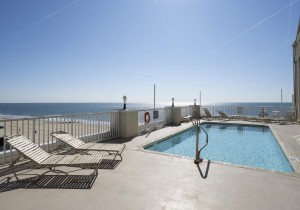 soutbeachpool-5.jpg