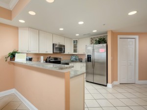 southbeach603-12-kitchen.jpg
