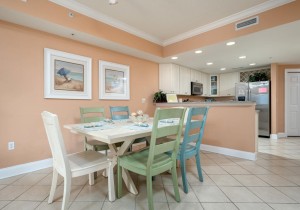 southbeach603-13-dining-area.jpg