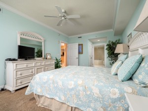 southbeach603-17-primary-bedroom.jpg